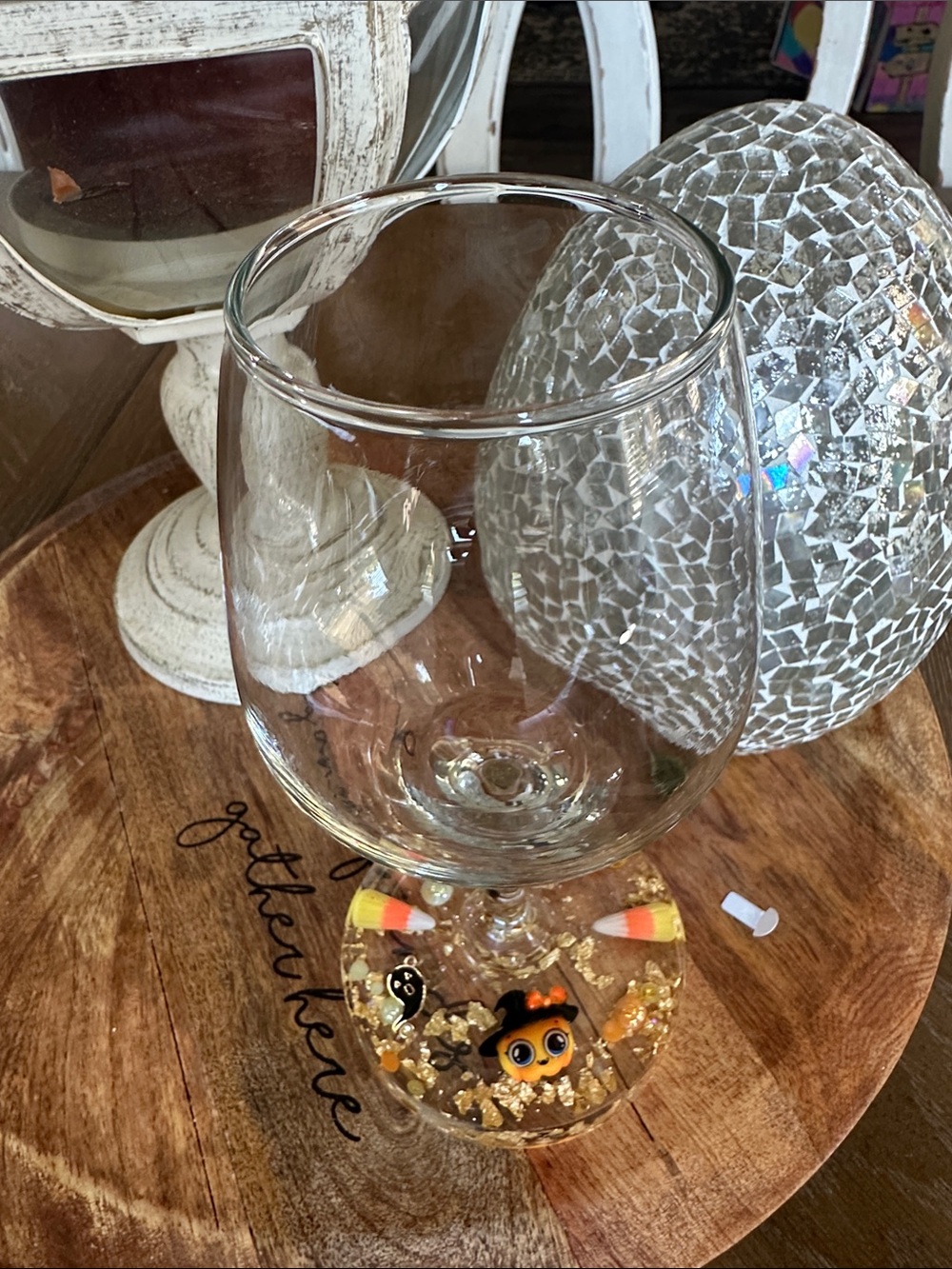 🎃Halloween 👻 wine glass with epoxy resin base - Picture 4 of 5